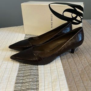 Nine West Oakso kitten heel shoes